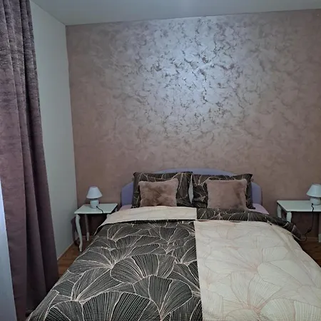 Apartman Lara 2 Apartmán *